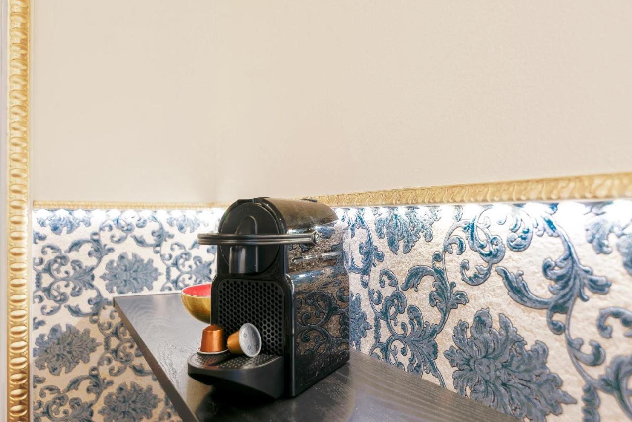 Riviere Private Rooms Alla Scala Milano Exterior foto
