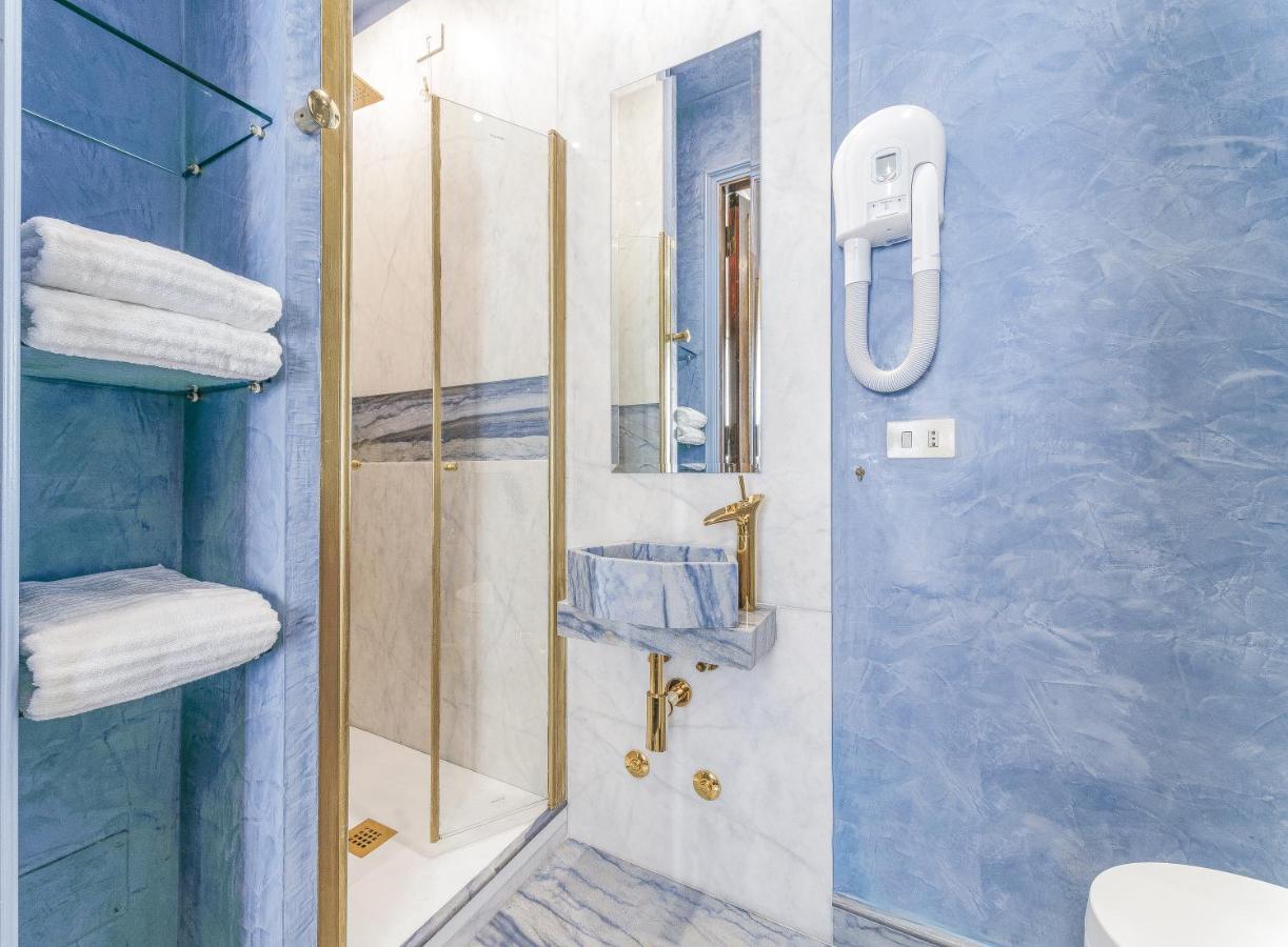 Riviere Private Rooms Alla Scala Milano Exterior foto